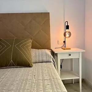 charming-1bedroom-apartment-in-the-heart-of-malaga-wifiac.es-andalucia.com/