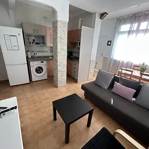 apartamento-frente-al-mar-pedregalejo.es-andalucia.com/